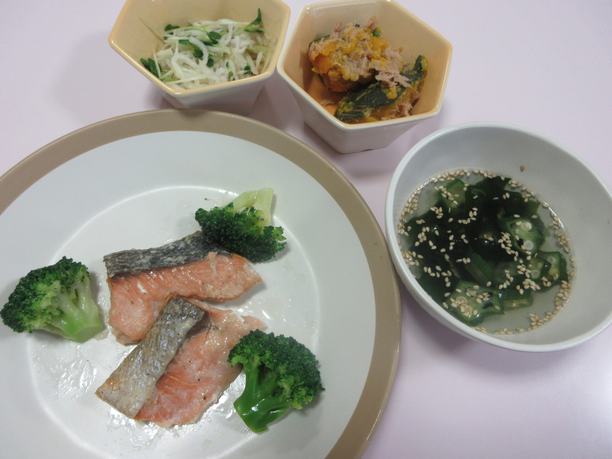 シンプルな味付けでサ