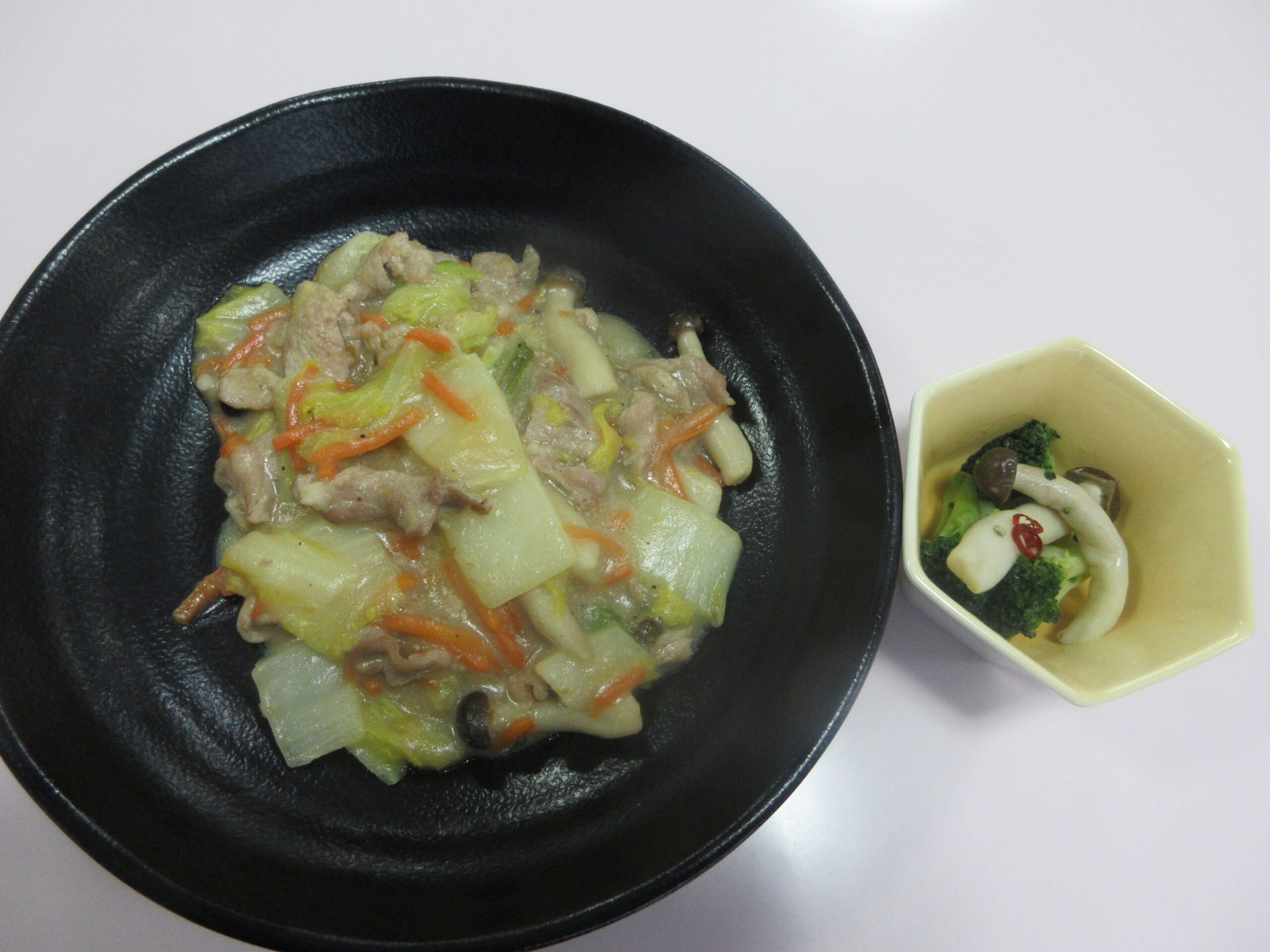 たっぷりの白菜がはい